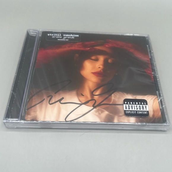 Ariana Grande Eternal Sunshine Signed CD - FULL SIGNATURE - New and Sealed - Picture 2 of 4